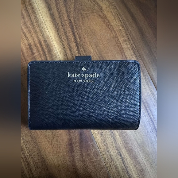 Kate Spade Wallet - Picture 1 of 5